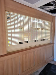 Servery grille